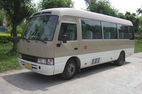 18座豐田考斯特車