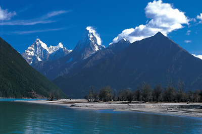 苯日神山.jpg
