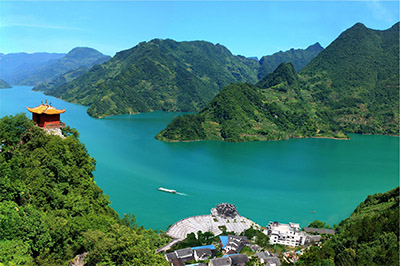 【宜昌】清江畫廊 清江方山絕壁棧道 玻璃棧道 三峽大瀑布三日游
