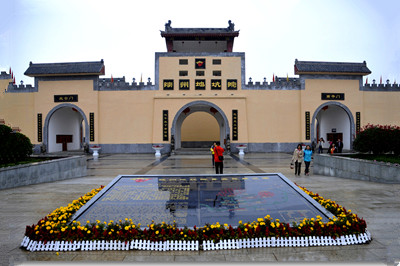 【河南】陜州地坑院+溫泉+天鵝湖+函谷關(guān)2日游