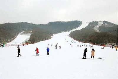 【河南】堯山大峽谷滑雪、福泉溫泉二日游