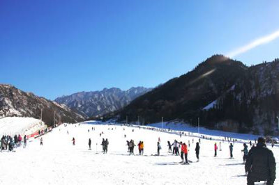 【西安】竹林畔滑雪+白鹿原影視城+西安市區(qū)2日游