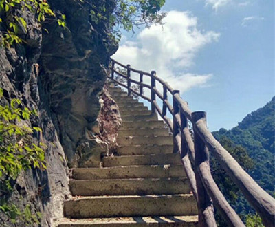 【房縣】房縣巖屋溝一日游