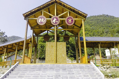 【竹溪】楠木寨雙龍漂流一日游